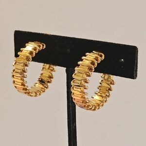 Vintage Sarah Coventry Gold Hoop Earrings